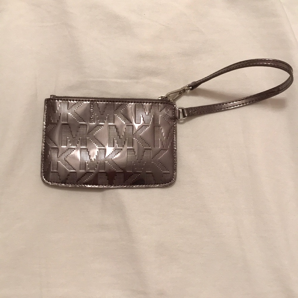 Michael Kors wristlet